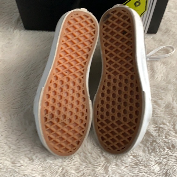 Disney Vans - Picture 6 of 6